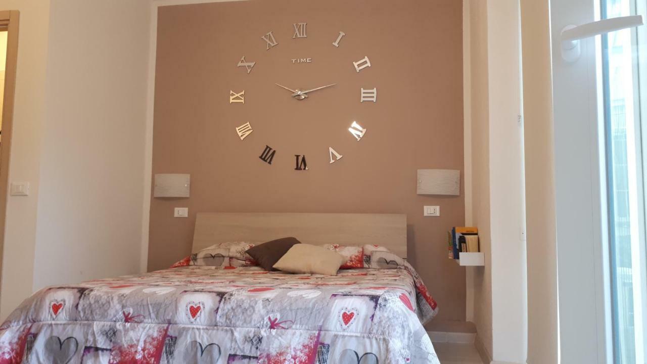 Le Camere Di Sabrina Con Bagno In Camera Sarzana Exterior foto